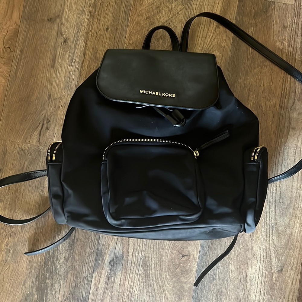 Michael Kors Abbey Cargo Backpack Large
